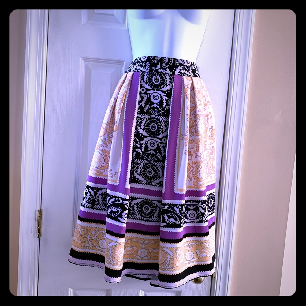 New York & Company Women’s casual skirt.